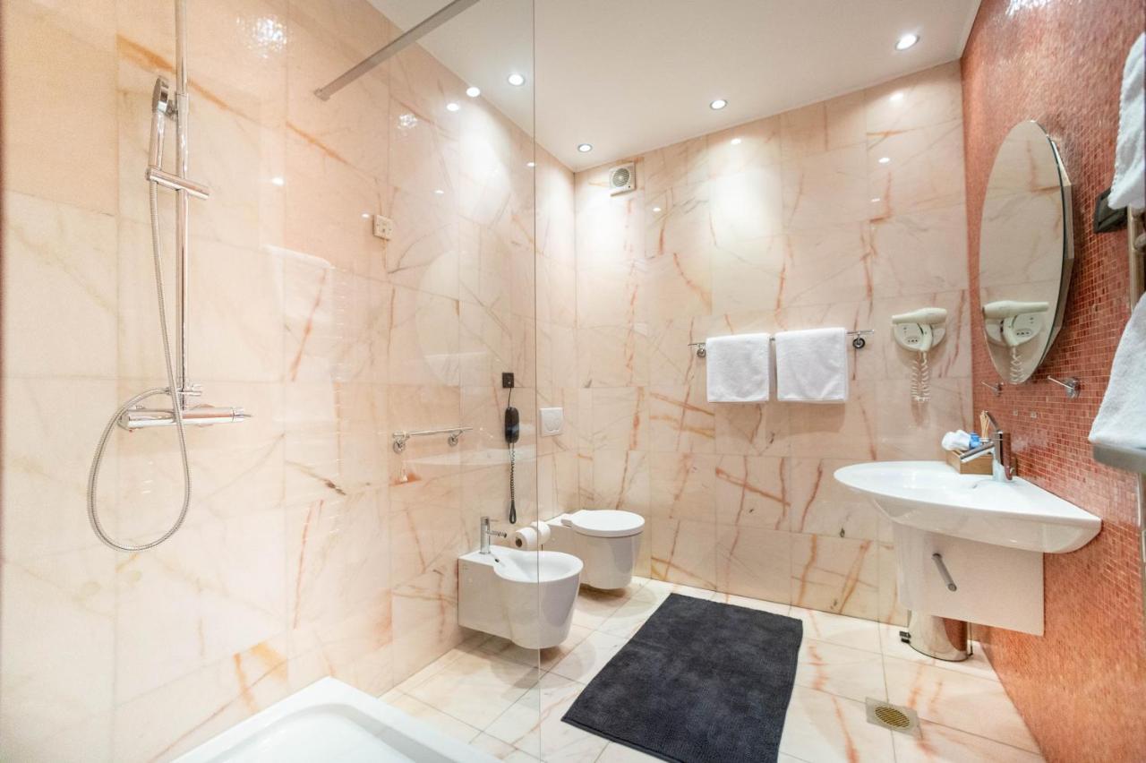 Natali Luxury Suites Belgrad Exterior foto