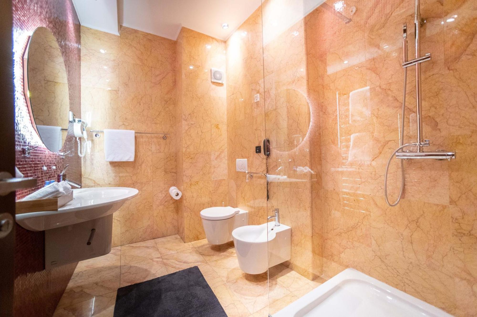 Natali Luxury Suites Belgrad Exterior foto