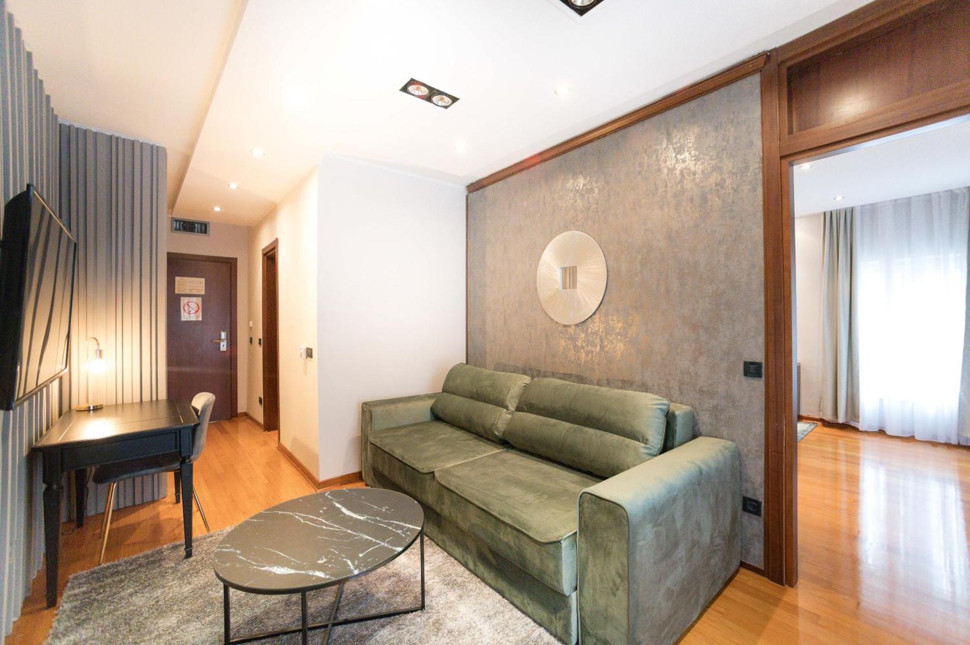 Natali Luxury Suites Belgrad Exterior foto